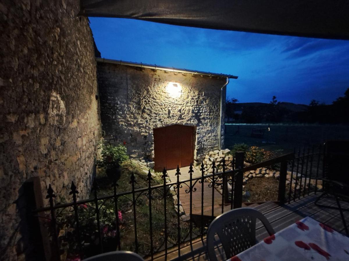 Gite Une Belle Histoire Voisey Extérieur photo